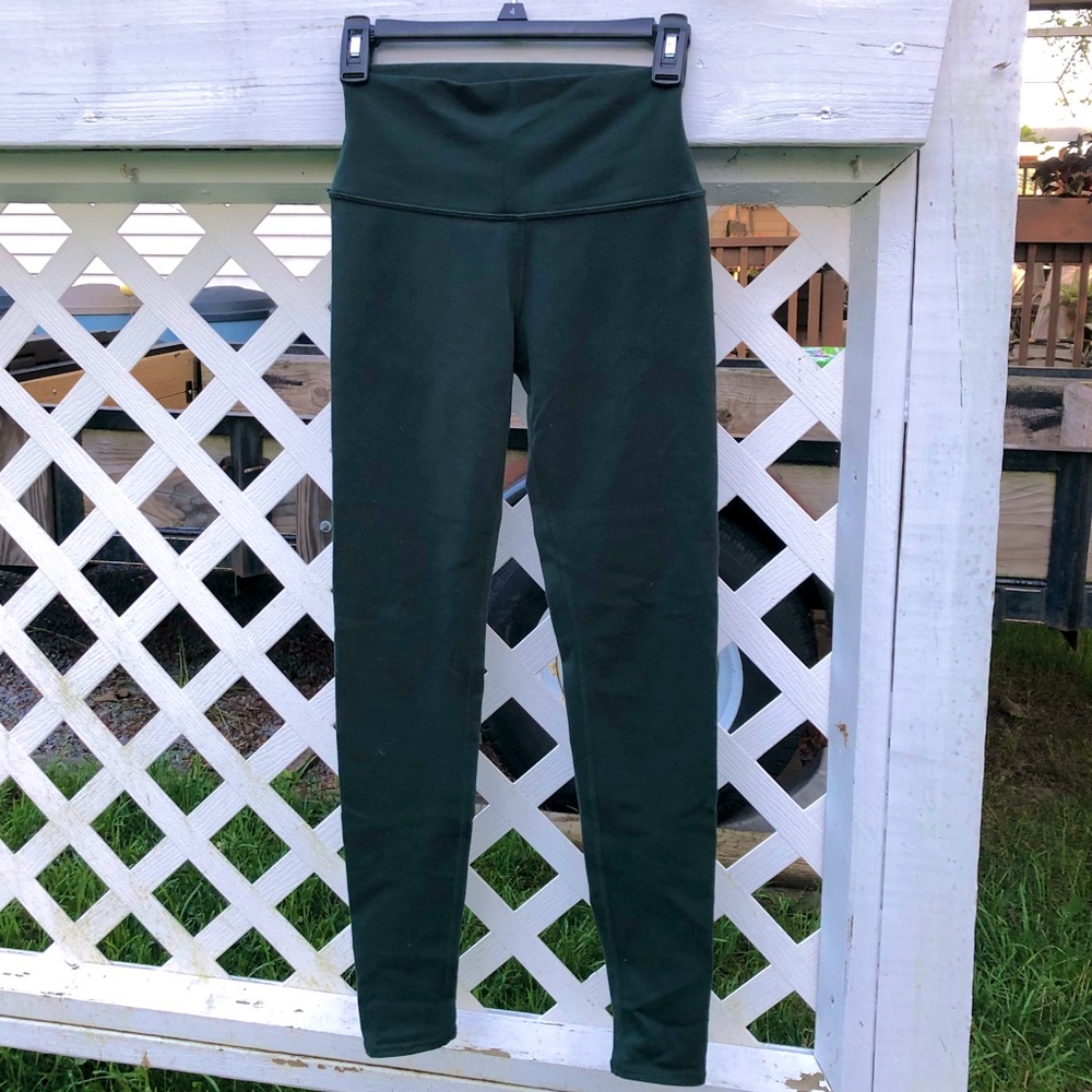 ALO Yoga Pants / Leggings XS GREEN